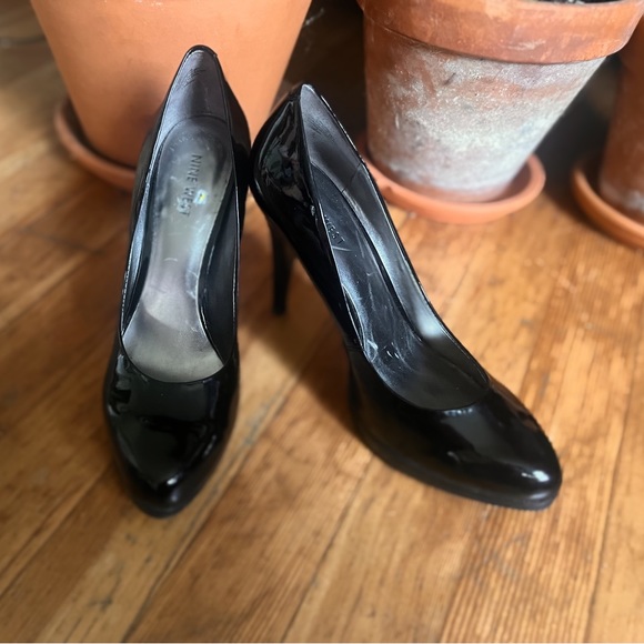 Nine West Heels Size 7.5 - Picture 2 of 5
